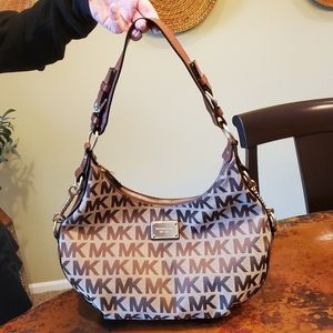 Michael Kors Signature Hobo